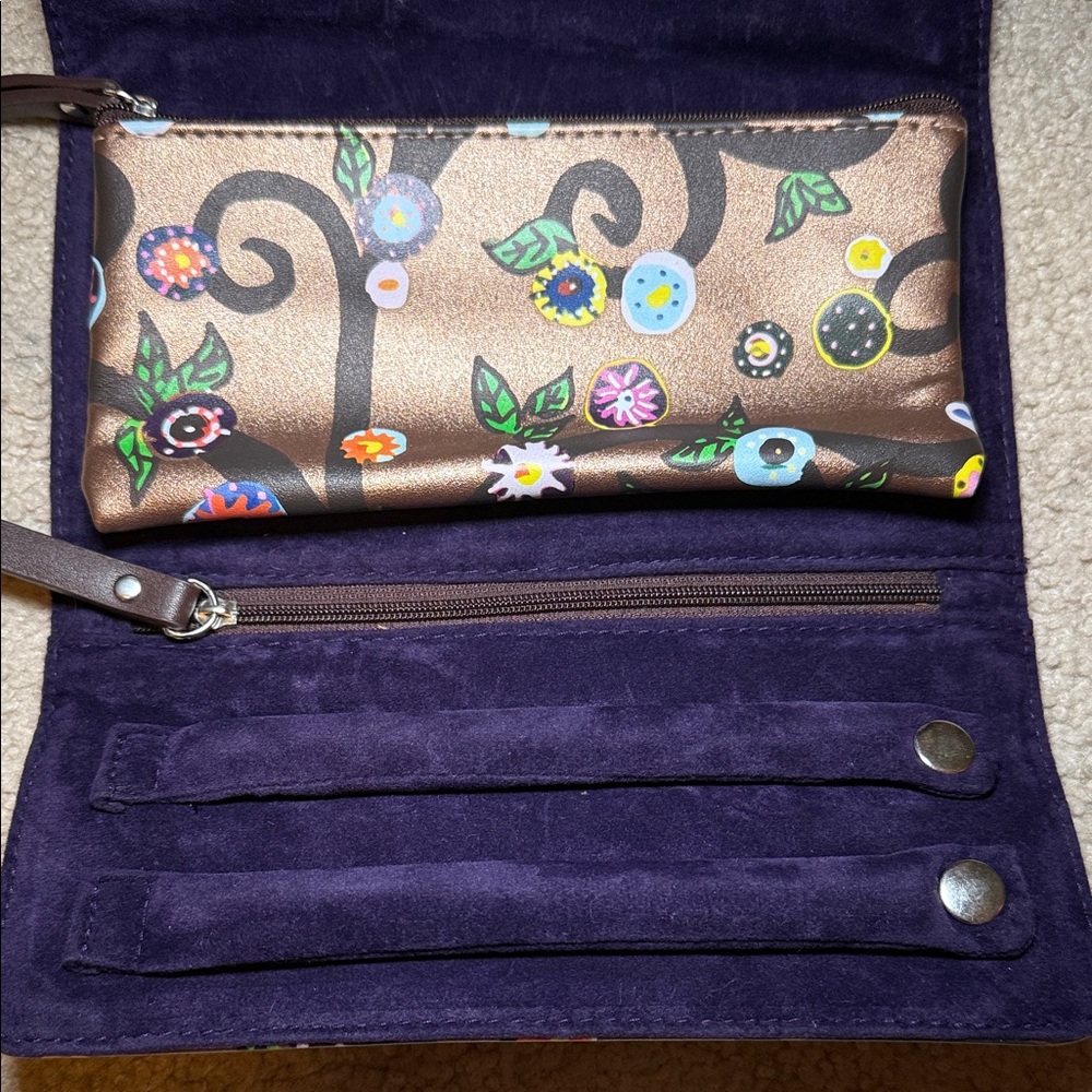 Elegant Brown Floral Jewelry Organizer - Picture 4 of 8